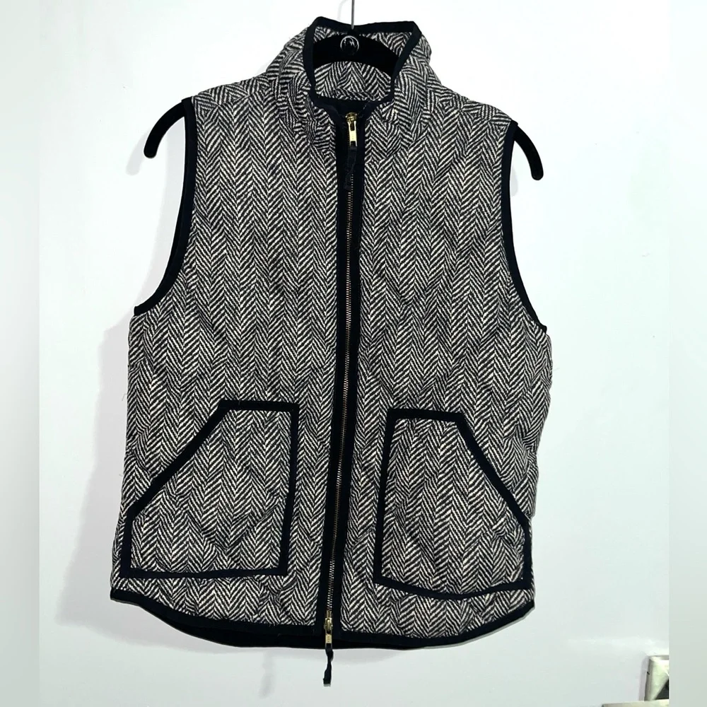 Women’s J. Crew Herringbone Vest Size: S - Picture 2 of 4